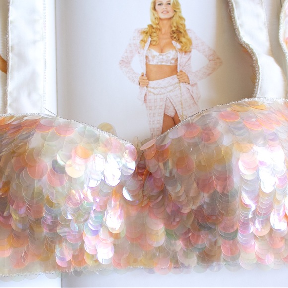 Iconic Chanel Vintage Spring 1995 Pink 95P Bra Top - Picture 9 of 14